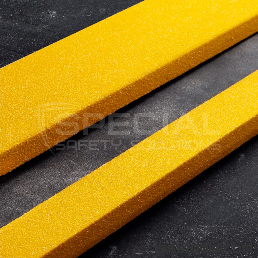 Противоскользящие накладки на ступеньки лестниц Step Guard 152*25мм